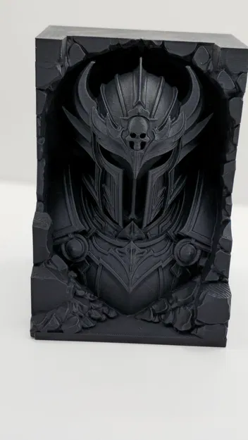 Mô hình trang trí Book Nook Mũ Hiệp Sĩ Bóng Đêm – Phong cách Gothic Fantasy - Image 2