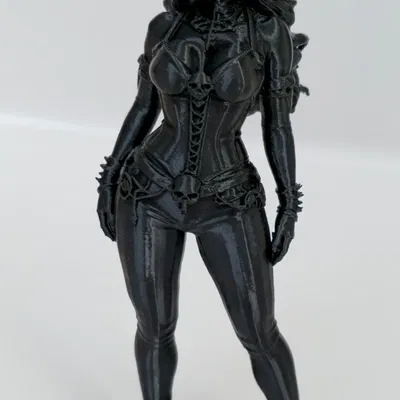 Mô hình Gothic Muse – Dominant Grace