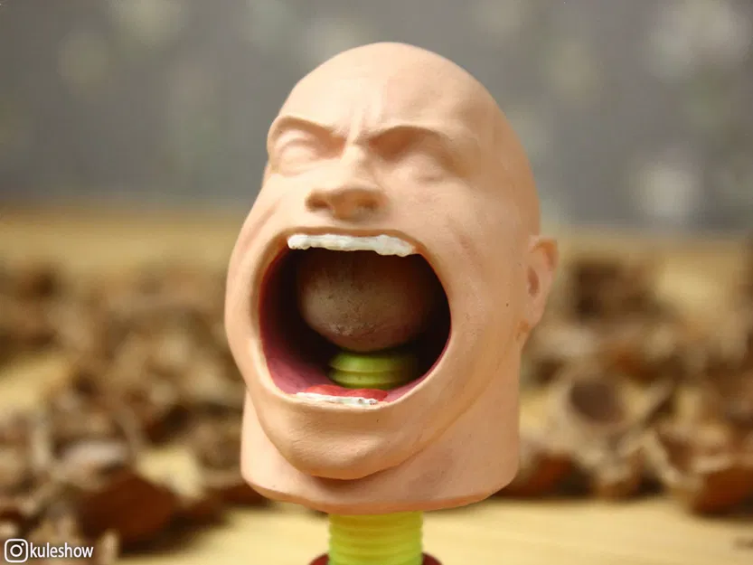 Nutcracker 🐿 The Rock - Mô hình kẹp hạt dẻ độc đáo - Image 3