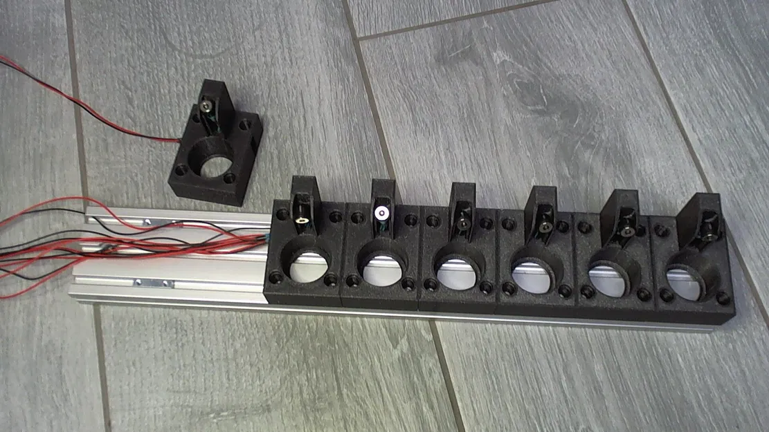 Trạm sạc đa năng cho đèn pin Karrong - Image 11