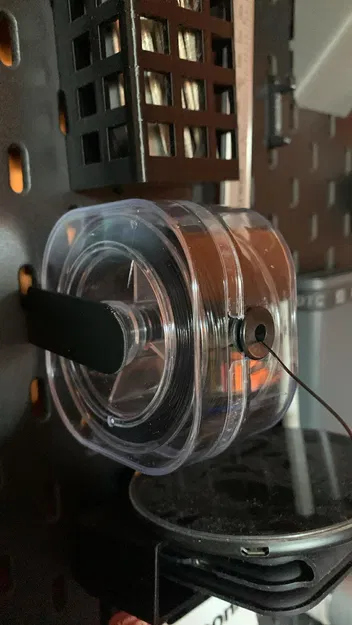 Giá treo cuộn dây cho bảng IKEA SKÅDIS – Giải pháp gọn gàng - Image 1