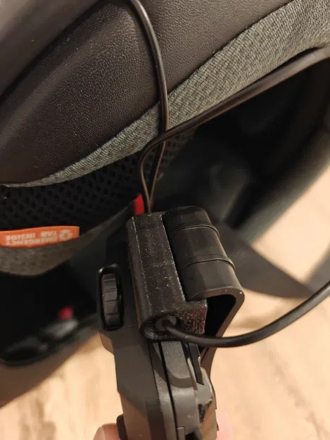 Ngàm gắn jack aux 3.5mm cho tai nghe Cardo - Image 3