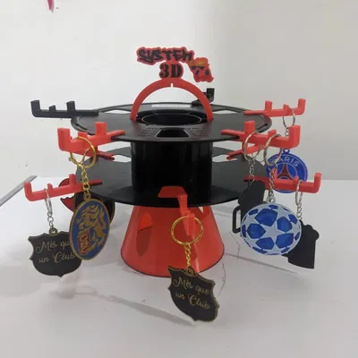 Giá treo móc khóa tận dụng lõi nhựa in 3D cũ