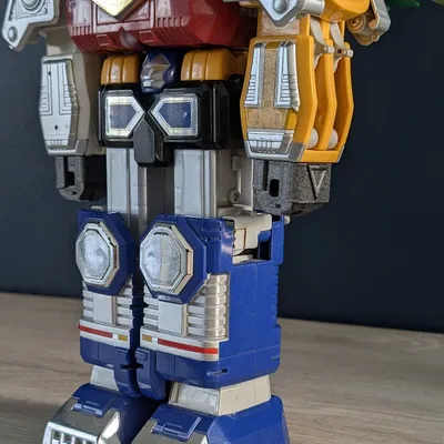 Nắm đấm thay thế cho MMPR Galaxy Megazord