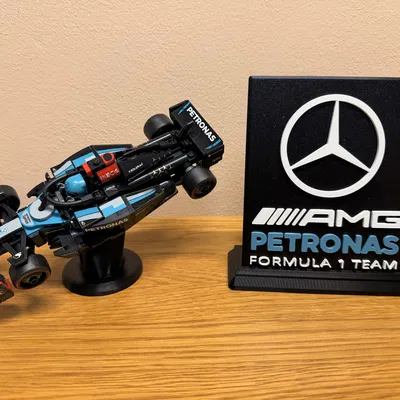 Bảng trang trí Mercedes-AMG PETRONAS F1 Team - Mô hình in 3D cho fan F1