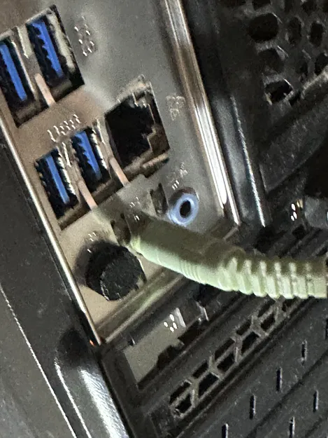 Nút chặn bụi cổng Audio 3.5mm – Bảo vệ cổng TPU cho Mainboard, Sound Card & Audio Interface - Image 1