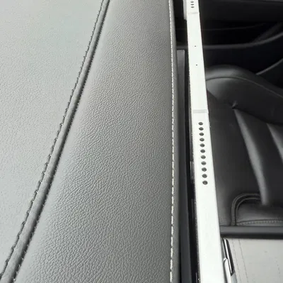 Giá đỡ iPad Pro 12.9" cho xe Volvo V90