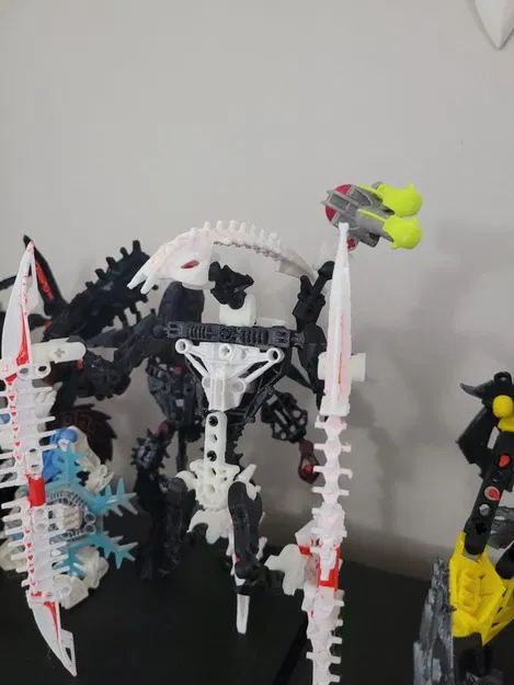 Bionicle Kanohi Crast - Image 1