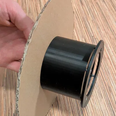 Lõi cuộn nhựa refill bằng giấy carton (Cardboard refill spool)