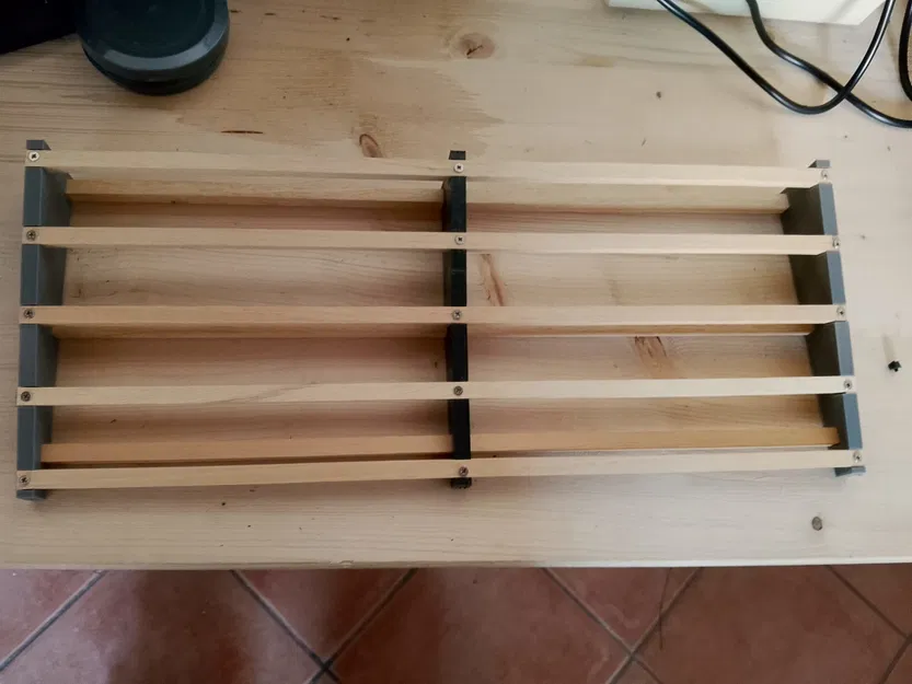 Khung đỡ Pedalboard DIY: Tự làm bàn đạp guitar từ gỗ 10x10 - Image 3