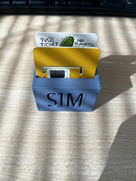 Khay đựng thẻ SIM 4 ngăn nhỏ gọn - Phụ kiện cần có cho bàn làm việc - Image 1