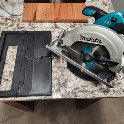 Ngàm chuyển đổi Makita XSS02 cho thanh ray Track Saw