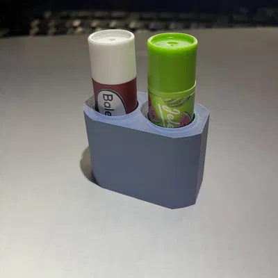 Giá đỡ cho 2 thỏi son dưỡng môi bởi sebrlicek