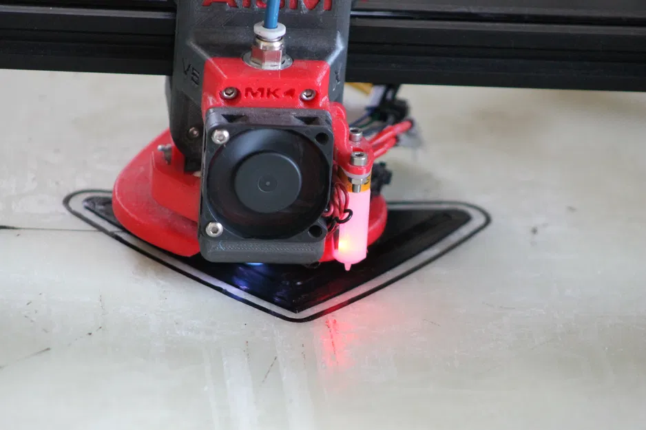 Trạm Sạc Treo Tường Philips OneBlade phong cách Kingdom Come Deliverance II - Image 5