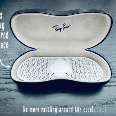 Ốp giữ AirTag cho hộp kính