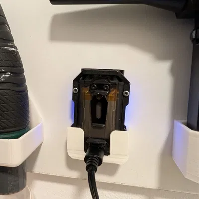 Giá treo tường cho đèn pin móc khóa (Charging Dock)