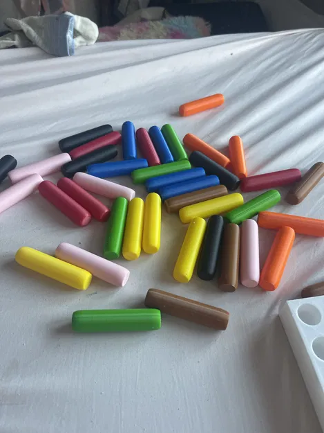 Bộ trò chơi phân loại màu sắc (Peg Sorting Game) cho bé - Image 1