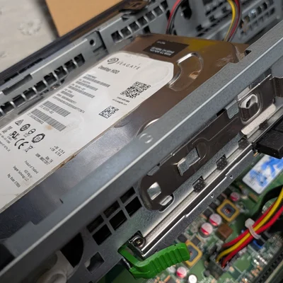 Khay gắn/Mount HDD 3.5 inch cho HP EliteDesk (có lỗ bắt vít) 6