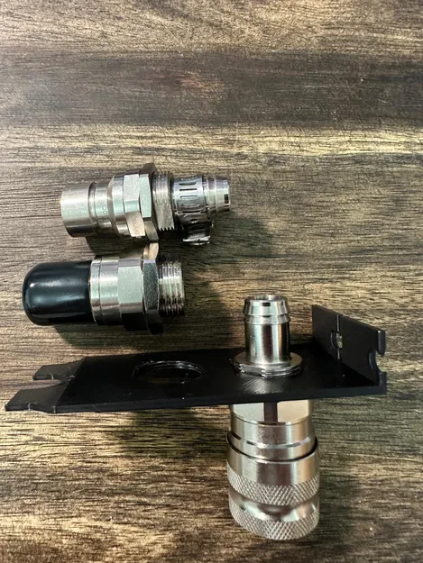 Giá đỡ passthrough Koolance QD3 Dual Slot cho tản nhiệt nước PC - Image 1