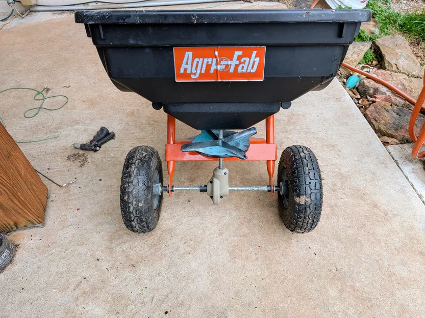 Hộp số thay thế cho máy rải Agri-Fab - Image 1