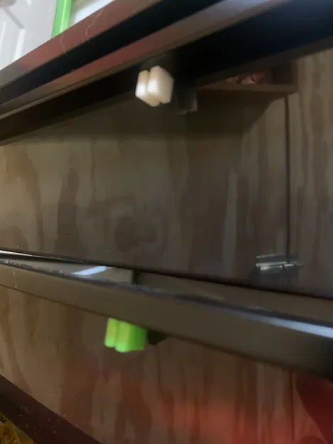 Kẹp giữ ngăn kéo Simply Tidy - Image 3