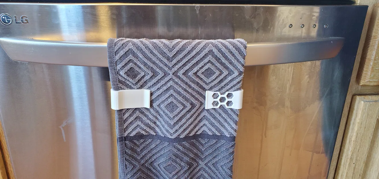 Kẹp treo khăn tiện lợi cho nhà bếp - Image 1