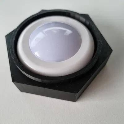 Lumetri Tri – Đèn bàn mini phong cách hiện đại