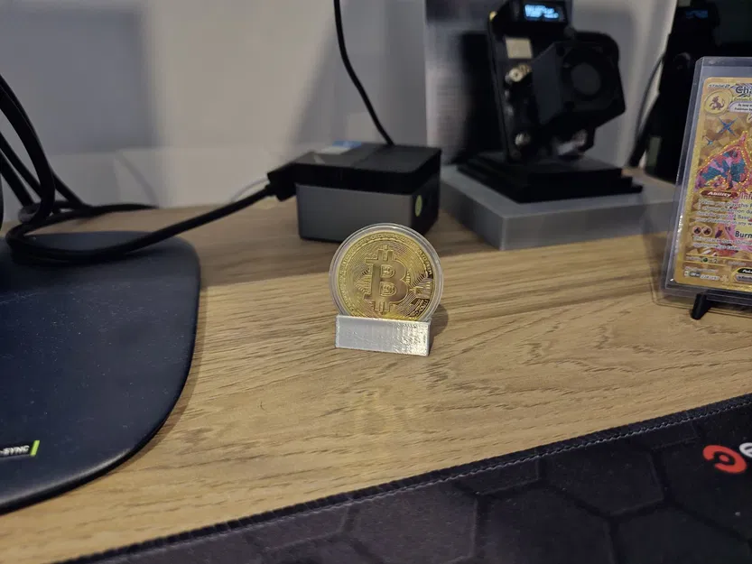 Đế trưng bày Bitcoin (Bitcoin Holder) - Image 1