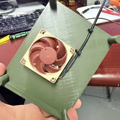 Đế tản nhiệt cho Hermes Lite 2 - Dùng quạt 60mm