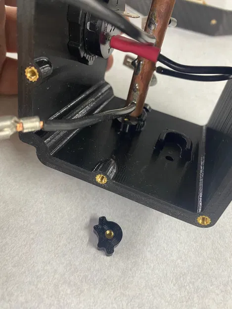 Hộp phân phối nguồn Power Pole kèm Vôn kế - 5 mạch đầu ra - Image 4