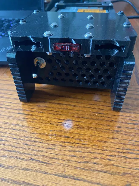 Hộp phân phối nguồn Power Pole kèm Vôn kế - 5 mạch đầu ra - Image 7