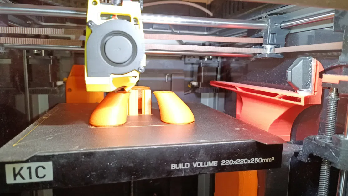 Chân đế loa để bàn 120x110mm thiết kế nghiêng tối ưu âm thanh - Image 2