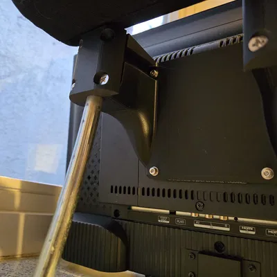 Giá treo TV VESA 100x100 cho tựa đầu xe Mercedes Vito