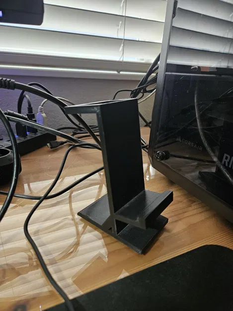 Giá đỡ điện thoại để bàn đơn giản, nhỏ gọn cho không gian làm việc - Image 1