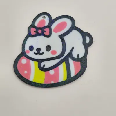 Móc khóa chú thỏ Phục sinh nằm trên trứng xinh xắn