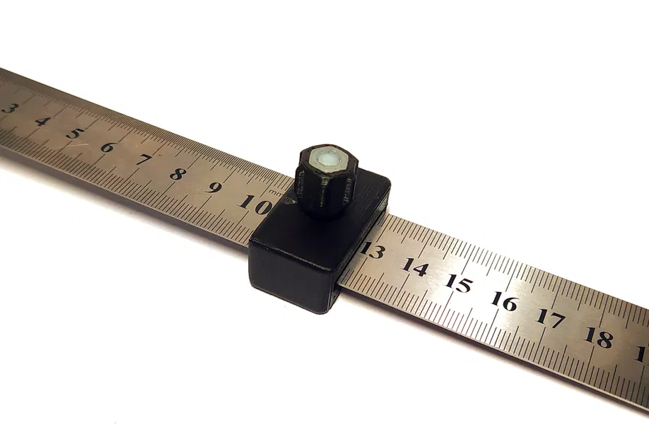 Ruler Stop - Chặn thước in 3D tiện dụng - Image 1