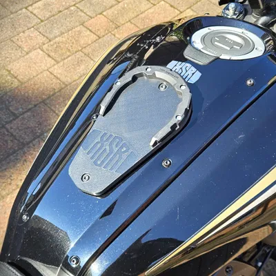 Ngàm chuyển đổi SW MOTECH Tank Ring cho Yamaha XSR 700