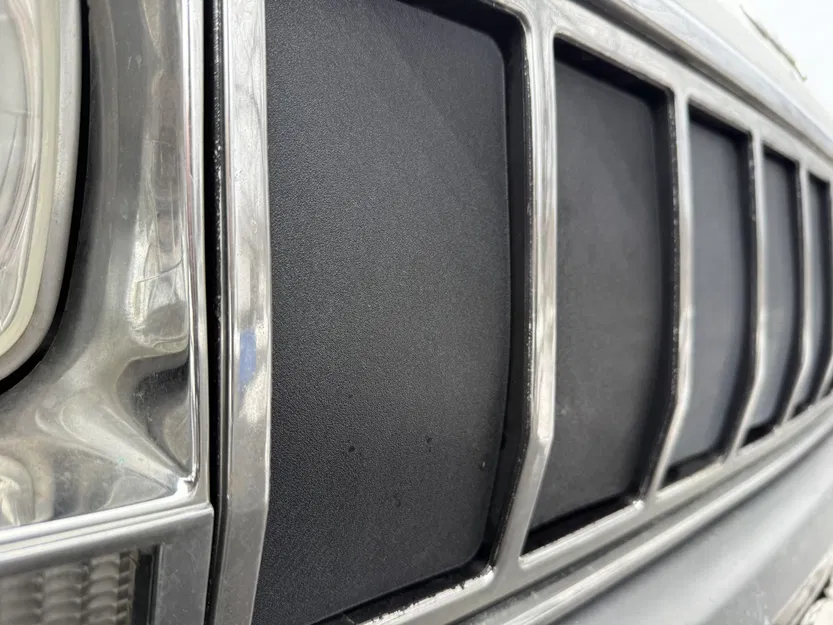 Ốp Lưới Tản Nhiệt Cho Jeep XJ Cherokee Đời Trước 94 - Image 1