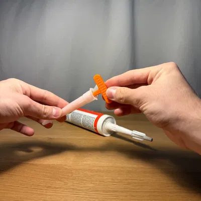 Dụng cụ vệ sinh vòi bơm keo Silicone / Caulk