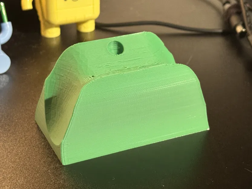 Đế giữ tay cầm 8BitDo 64 Controller Stand gọn gàng và tiện lợi - Image 1