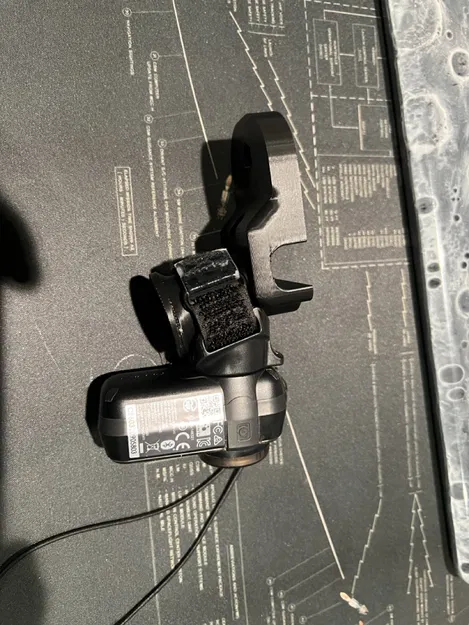 Ngàm gắn phụ kiện đuôi xe cho baga Old Man Mountain Divide (Tương thích Cycliq & GoPro) - Image 5