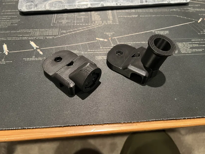 Ngàm gắn phụ kiện đuôi xe cho baga Old Man Mountain Divide (Tương thích Cycliq & GoPro) - Image 6