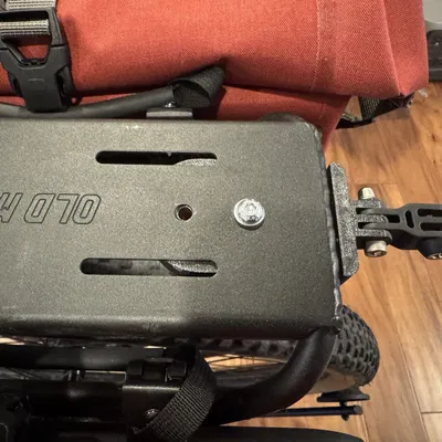 Ngàm gắn GoPro cho baga xe đạp Old Man Mountain Divide XL