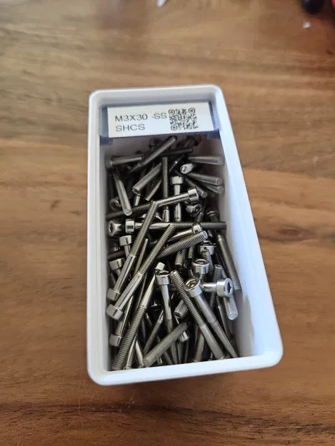 Nhãn Dán Tháo Rời Cho Khay Gridfinity v2 - Có Thể Chồng Lên Nhau (Tạm Gọi) - Image 1