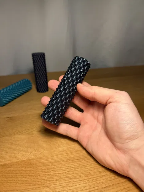 Con lăn thư giãn cảm giác (Sensory Fidget Roller) - Phiên bản chấm lõm - Image 4