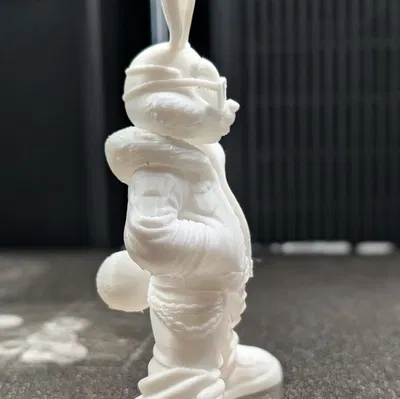 Mô hình Bugs Bunny phong cách đường phố cực ngầu