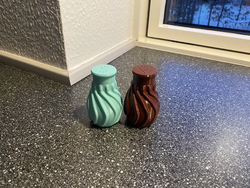 Bộ lọ đựng muối và tiêu thiết kế xoắn ốc 3D cực xinh - Image 2