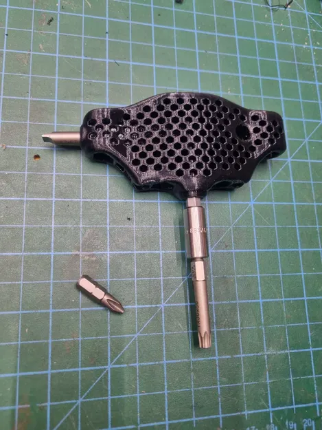 Giá đỡ mũi vít đa năng Bit T Holder tiện ích cho thợ cơ khí - Image 7