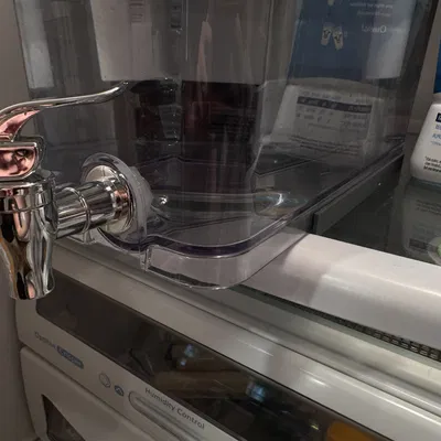 Chân đế cải tiến cho bình lọc nước Brita UltraMax