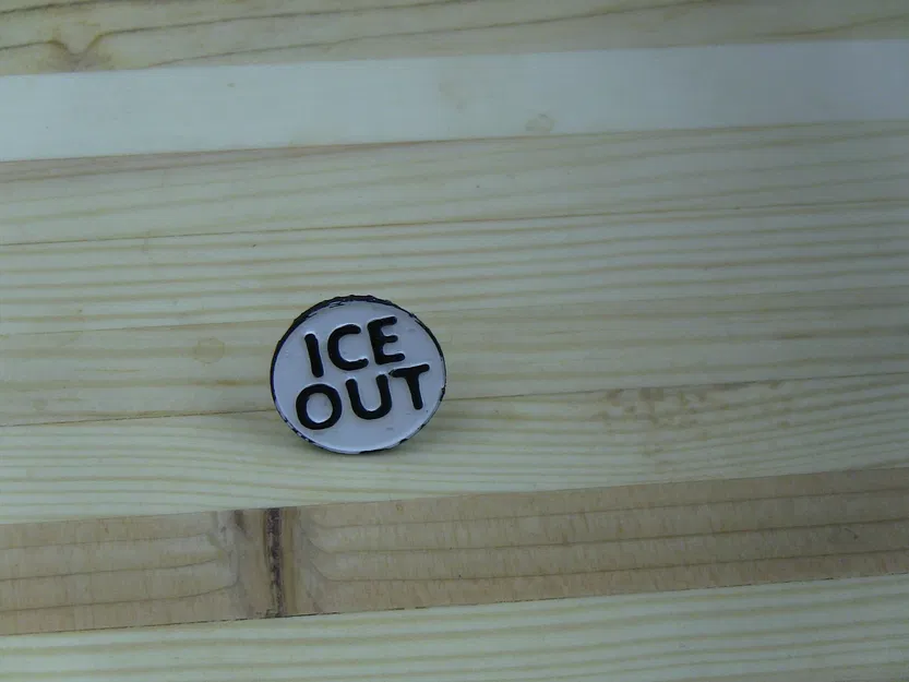 Ghim cài áo (Enamel pin) phong cách Ice out - Image 1